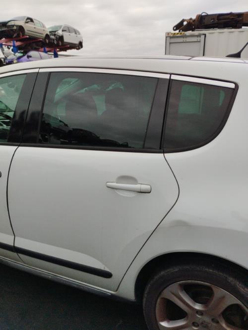 Image Porte arriere gauche - PEUGEOT 3008 1