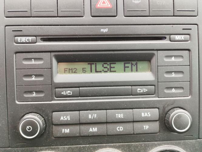 Image Autoradio d'origine - VOLKSWAGEN POLO 4
