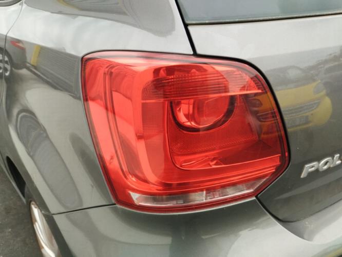 Image Feu arriere principal gauche (feux) - VOLKSWAGEN POLO 5