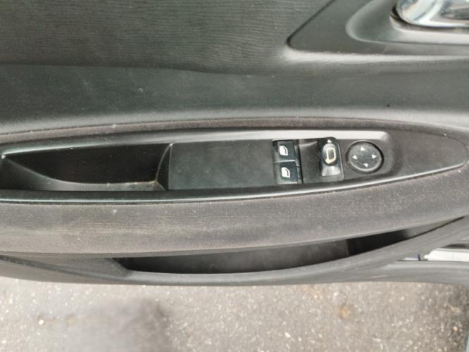 Image Interrupteur de leve vitre avant gauche - CITROEN C4 1