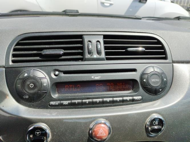 Image Autoradio d'origine - FIAT 500 2