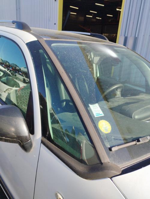 Image Custode avant droit - CITROEN C3 PICASSO