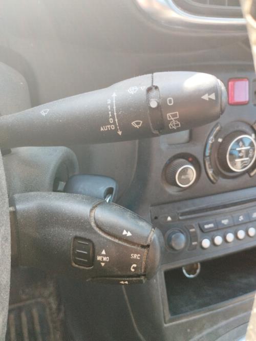 Image Com (Bloc Contacteur Tournant+Commodo Essuie Glace+Commodo Phare) - CITROEN C3 PICASSO