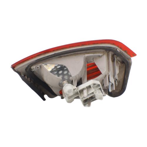 Image Feu arriere secondaire droit (feux) - FORD MONDEO 3
