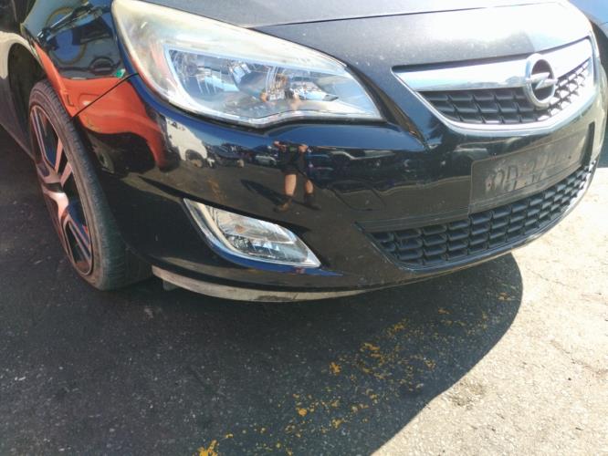 Image Anti brouillard droit (feux) - OPEL ASTRA J