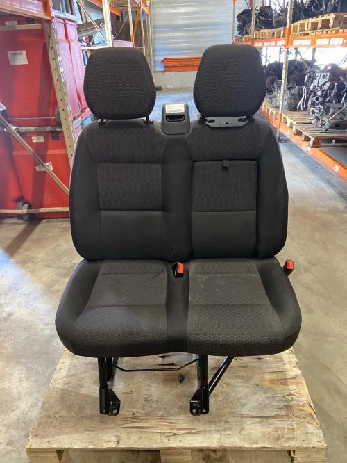 Image Siege avant droit (banquette double) - PEUGEOT BOXER 3