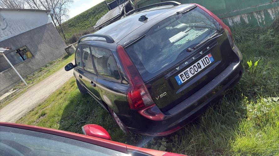 Image Malle/Hayon arriere - VOLVO V 50