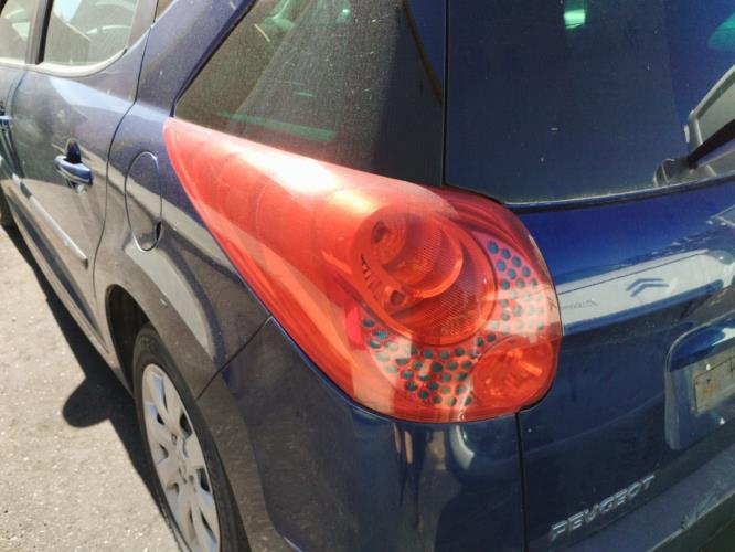 Image Feu arriere principal gauche (feux) - PEUGEOT 207