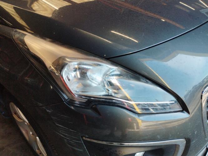 Image Capot - PEUGEOT 3008 1