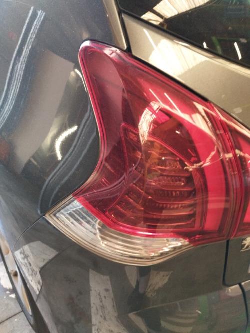 Image Feu arriere principal gauche (feux) - PEUGEOT 3008 1
