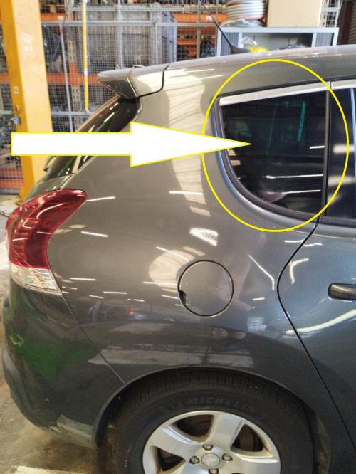 Image Custode arriere droit - PEUGEOT 3008 1