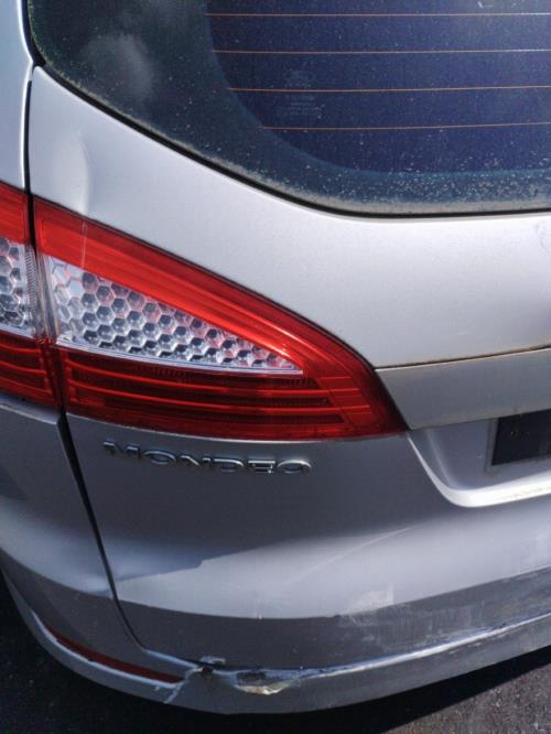 Image Feu arriere secondaire gauche (feux) - FORD MONDEO 3