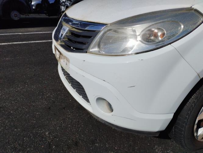 Image Pare choc avant - DACIA SANDERO 1