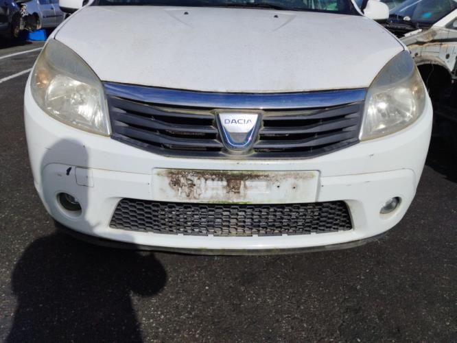 Image Pare choc avant - DACIA SANDERO 1