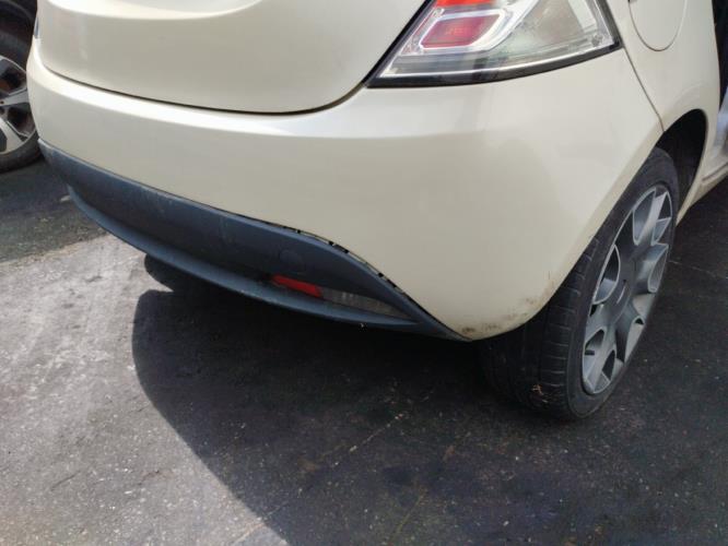 Image Pare choc arriere - LANCIA YPSILON 5