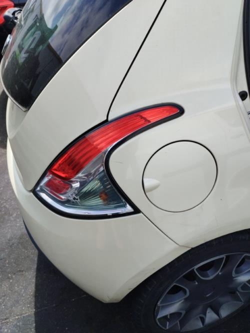 Image Trappe d'essence - LANCIA YPSILON 5