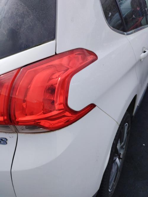 Image Feu arriere principal droit (feux) - PEUGEOT 2008 1