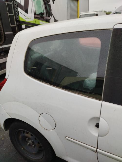 Image Trappe d'essence - RENAULT TWINGO 2