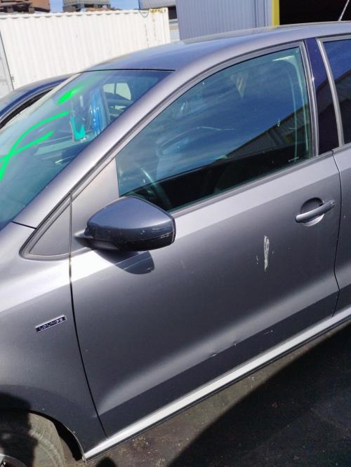 Image Porte avant gauche - VOLKSWAGEN POLO 5