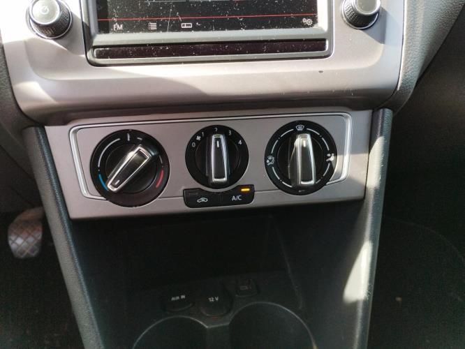 Image Commande chauffage - VOLKSWAGEN POLO 5