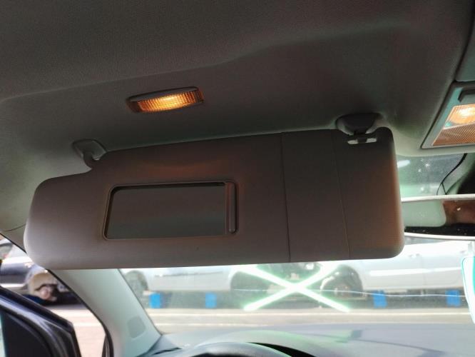 Image Pare soleil gauche - VOLKSWAGEN POLO 5