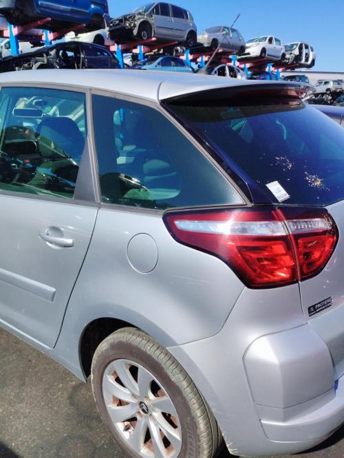 Image Pare choc arriere - CITROEN C4 PICASSO 1