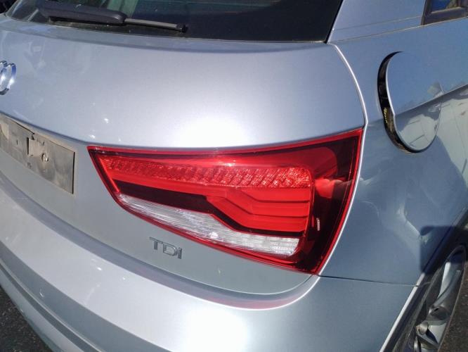 Image Feu arriere principal droit (feux) - AUDI A1 1