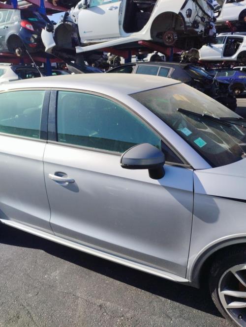 Image Retroviseur droit - AUDI A1 1
