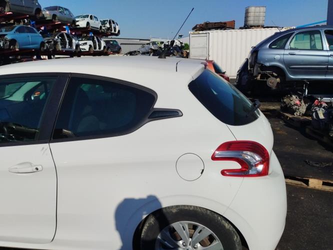 Image Custode arriere gauche - PEUGEOT 208 1