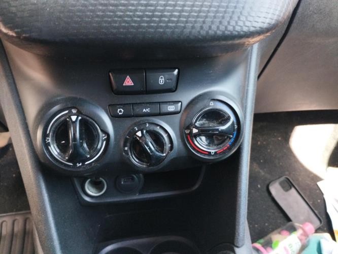 Image Commande chauffage - PEUGEOT 208 1