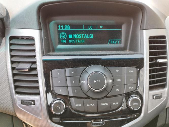 Image Autoradio d'origine - CHEVROLET CRUZE