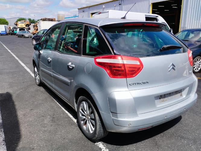 Image Pare choc arriere - CITROEN C4 PICASSO 1