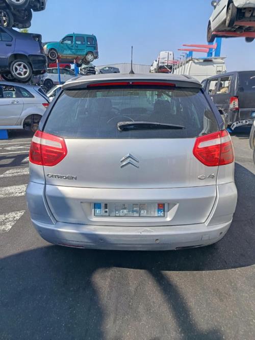 Image Pare choc arriere - CITROEN C4 PICASSO 1