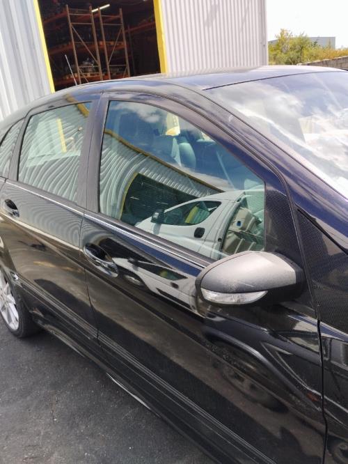 Image Porte avant droit - MERCEDES CLASSE B 245