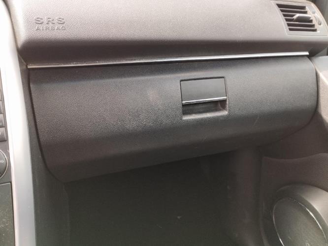 Image Boite a gants - MERCEDES CLASSE B 245