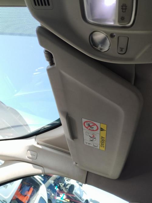 Image Pare soleil gauche - CITROEN C4 GRAND PICASSO 2
