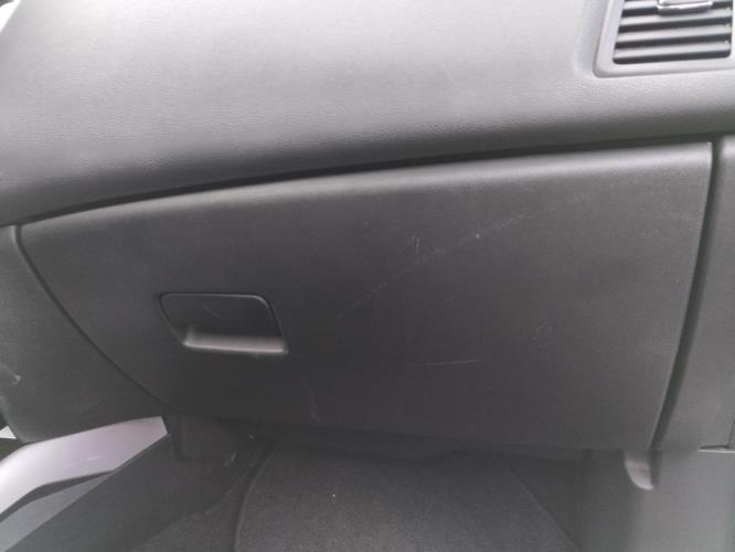 Image Boite a gants - CITROEN C4 AIRCROSS