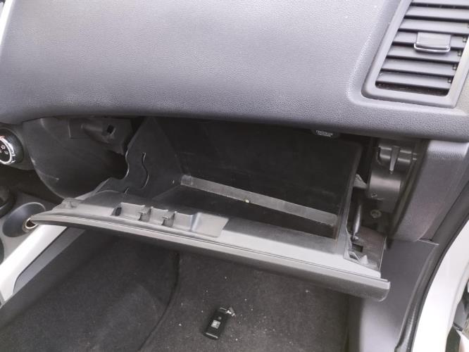 Image Boite a gants - CITROEN C4 AIRCROSS