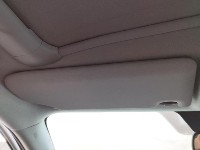 Image Pare soleil gauche - CITROEN C4 AIRCROSS