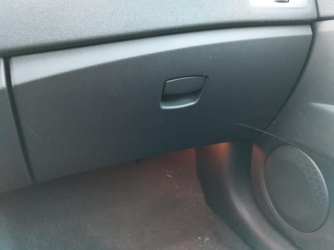 Image Boite a gants - RENAULT LAGUNA 3