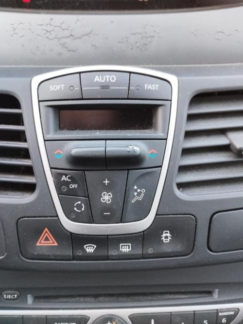 Image Commande chauffage - RENAULT LAGUNA 3