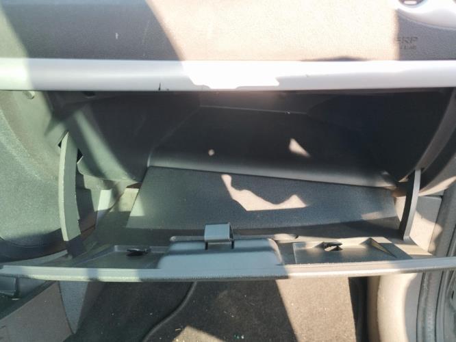 Image Boite a gants - RENAULT CLIO 3