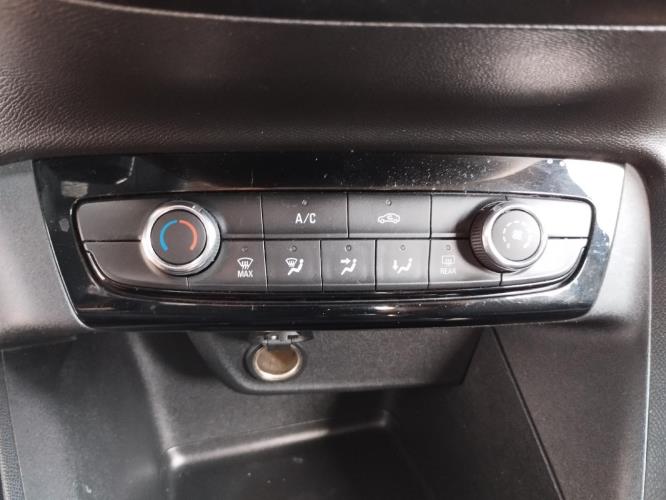 Image Commande chauffage - OPEL CORSA F