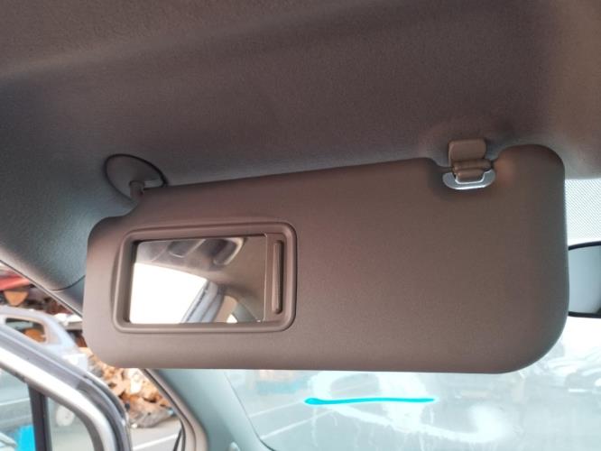 Image Pare soleil gauche - TOYOTA YARIS 2