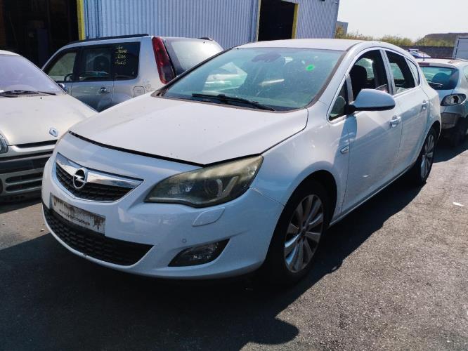Image Optique avant principal gauche (feux)(phare) - OPEL ASTRA J