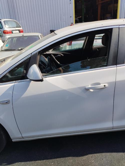 Image Porte avant gauche - OPEL ASTRA J