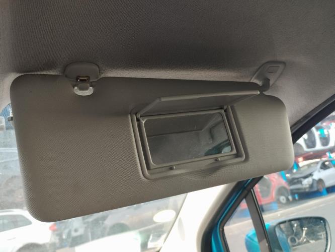Image Pare soleil droit - RENAULT CAPTUR 1