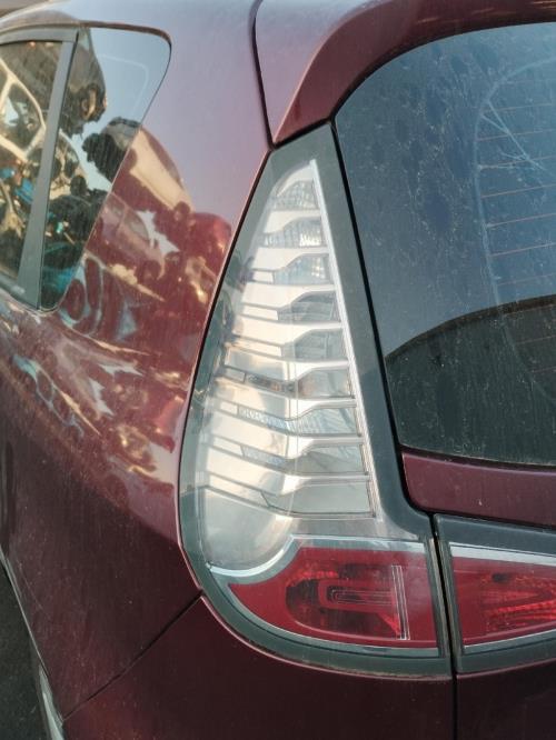 Image Feu arriere principal gauche (feux) - RENAULT SCENIC 3