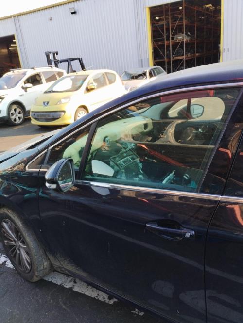 Image Porte avant gauche - PEUGEOT 208 1
