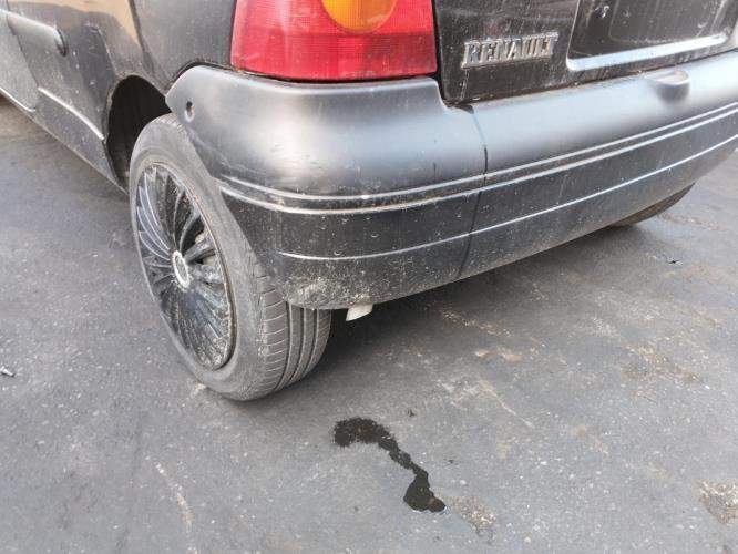 Image Pare choc arriere - RENAULT TWINGO 1